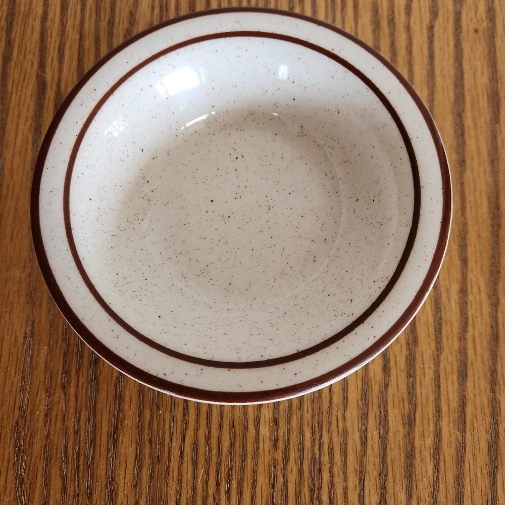 VINTAGE BUFFALO STONEWARE RESTAURANT WARE BROWN SPECKLED AND STRIPE BOWL